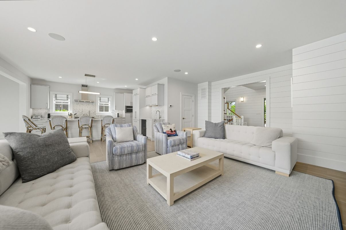 Dining room, Interior, Kitchen, Living room, Pendant Lights, Recessed Lighting, Wood Texture Flooring