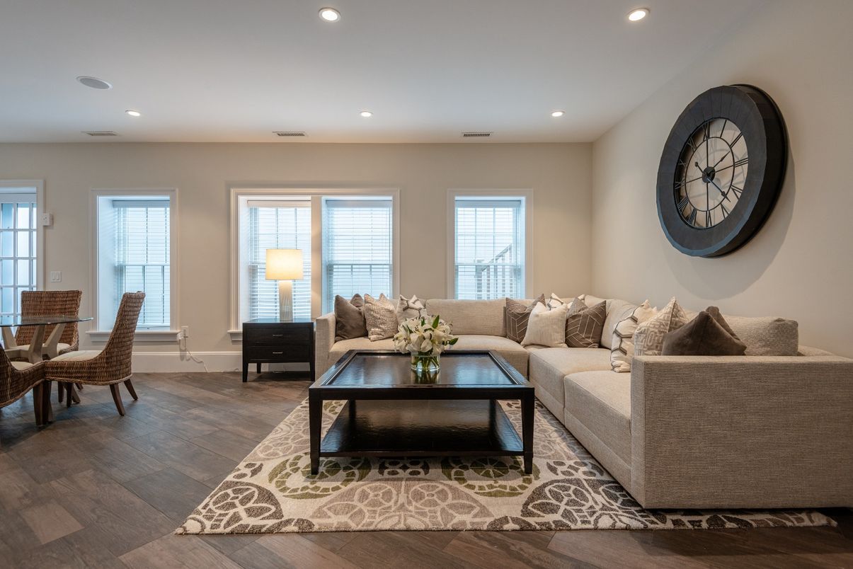 Interior, Living room, Recessed Lighting, Wood Texture Flooring