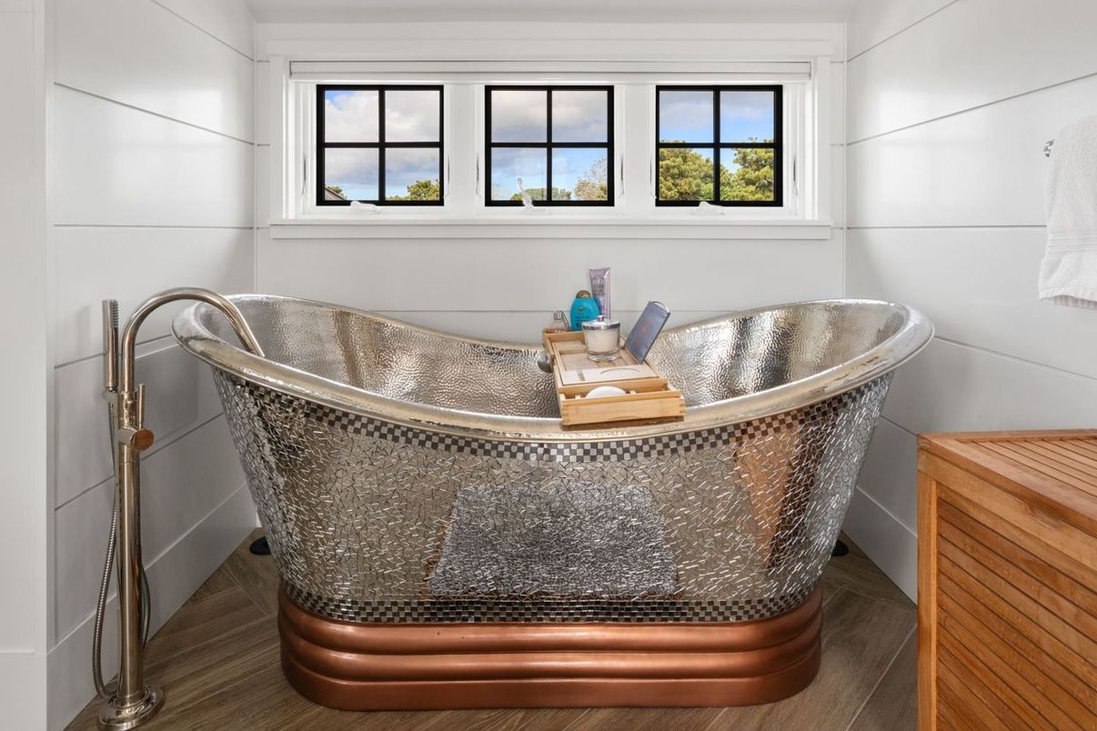 Bathroom, Free Standing Baths, Interior, Water
