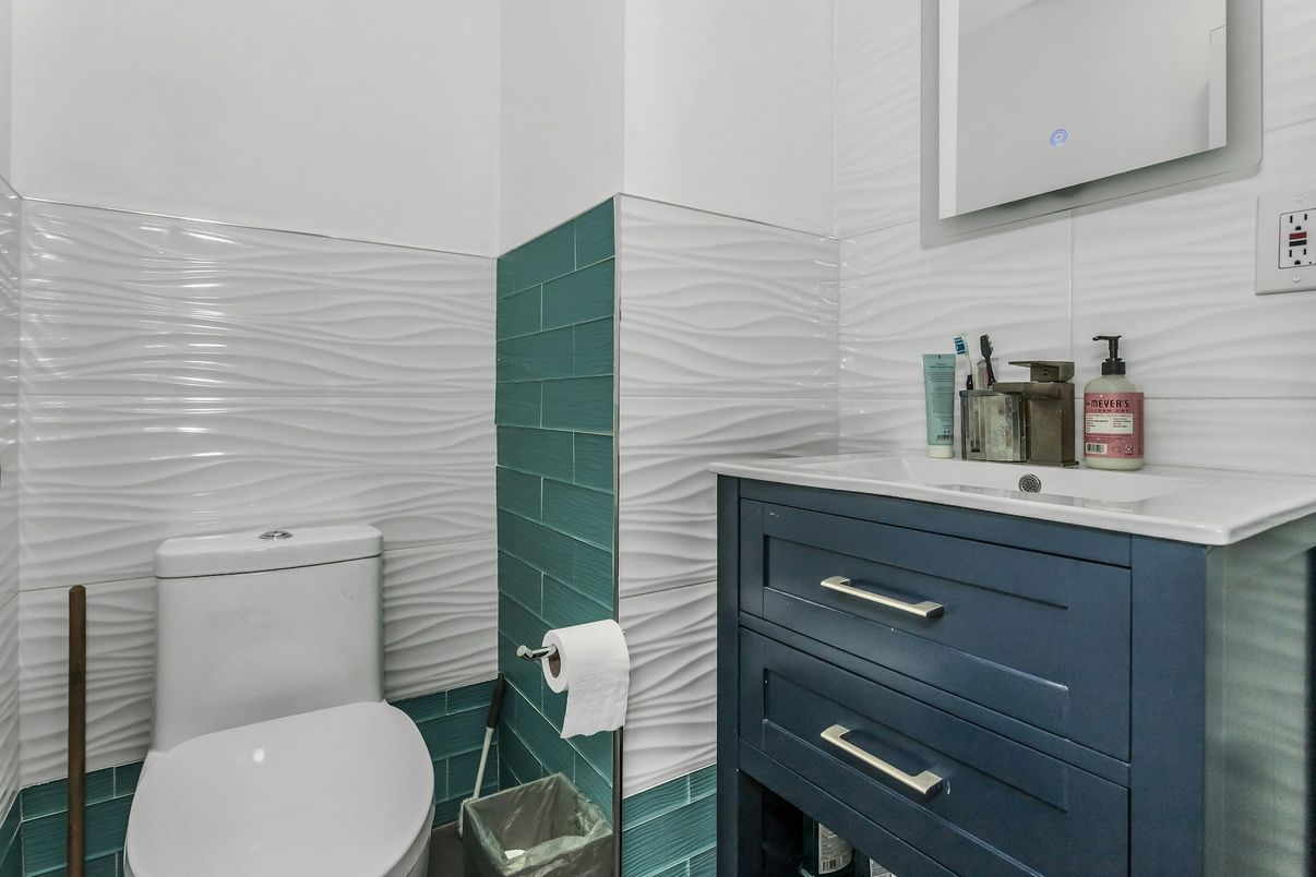 DE Listing image placeholder