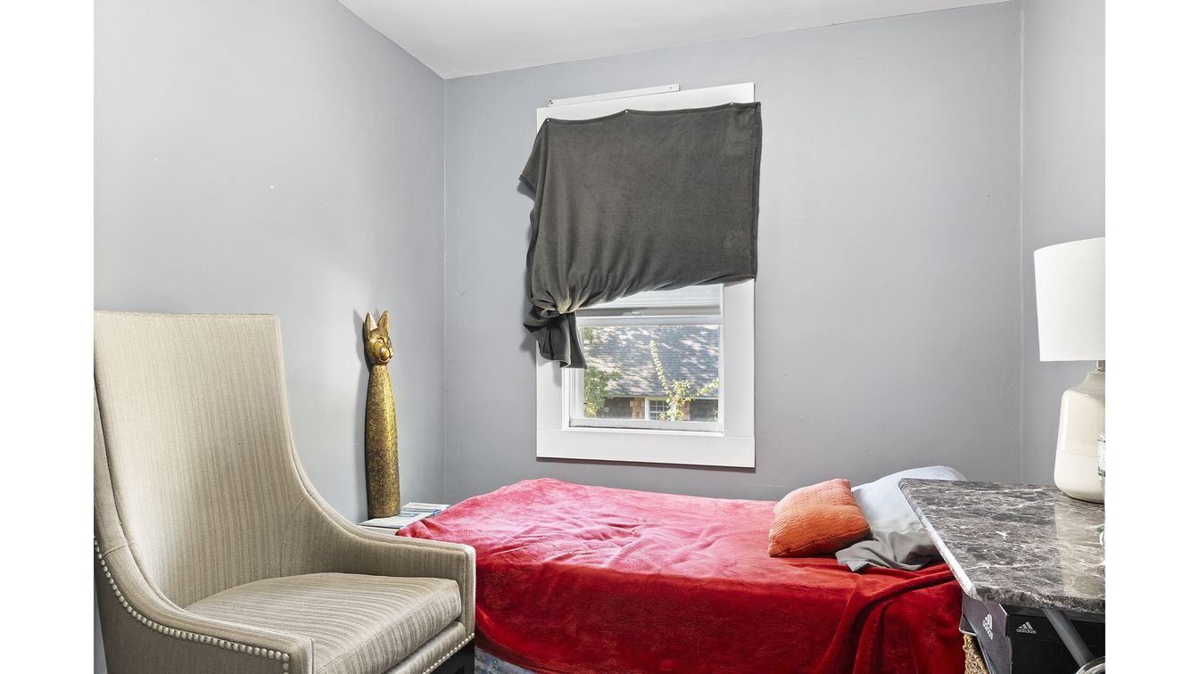 DE Listing image placeholder