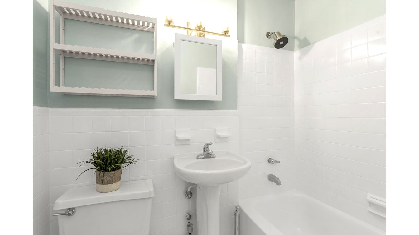 DE Listing image placeholder