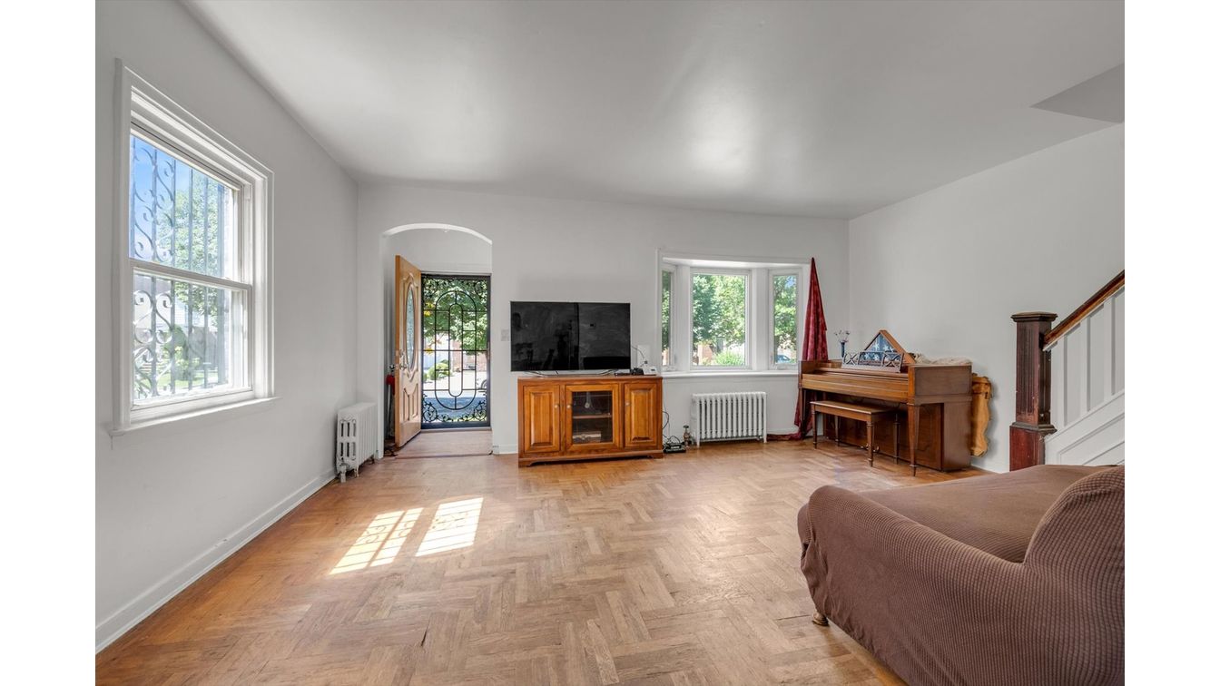 DE Listing image placeholder