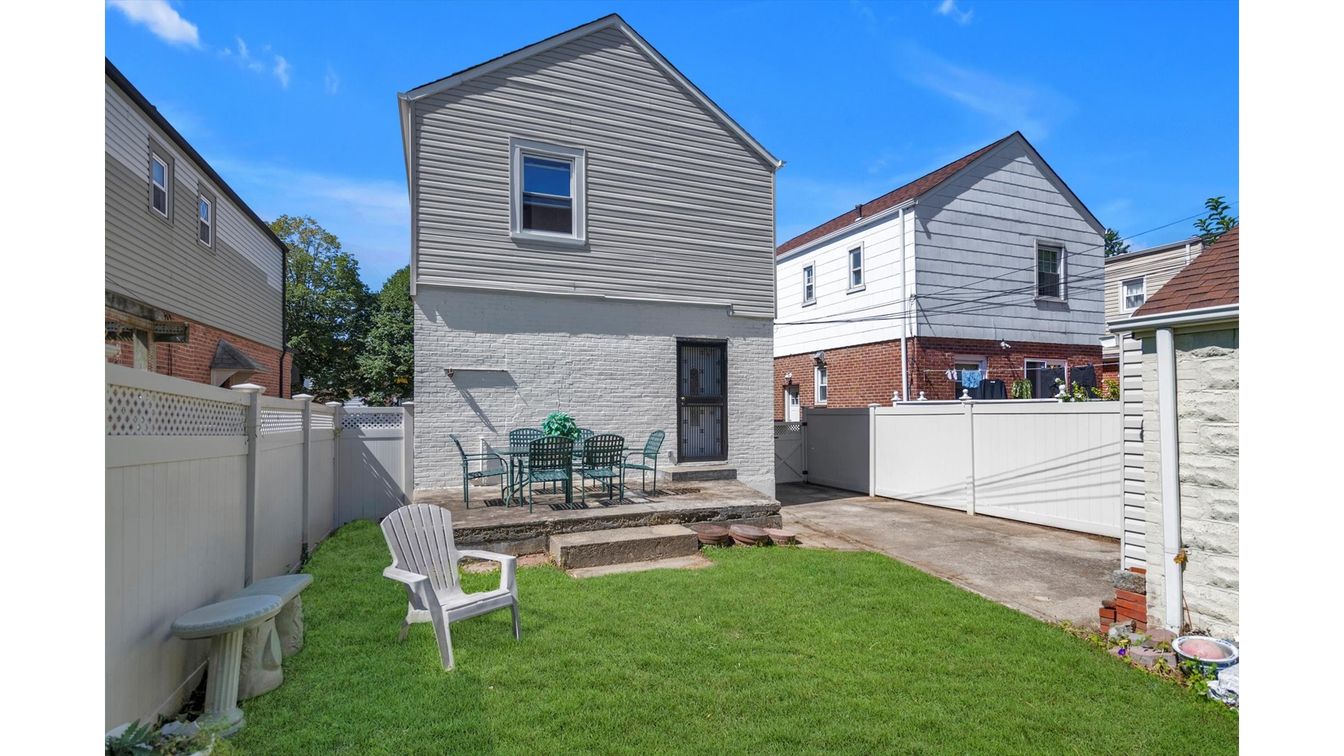 DE Listing image placeholder