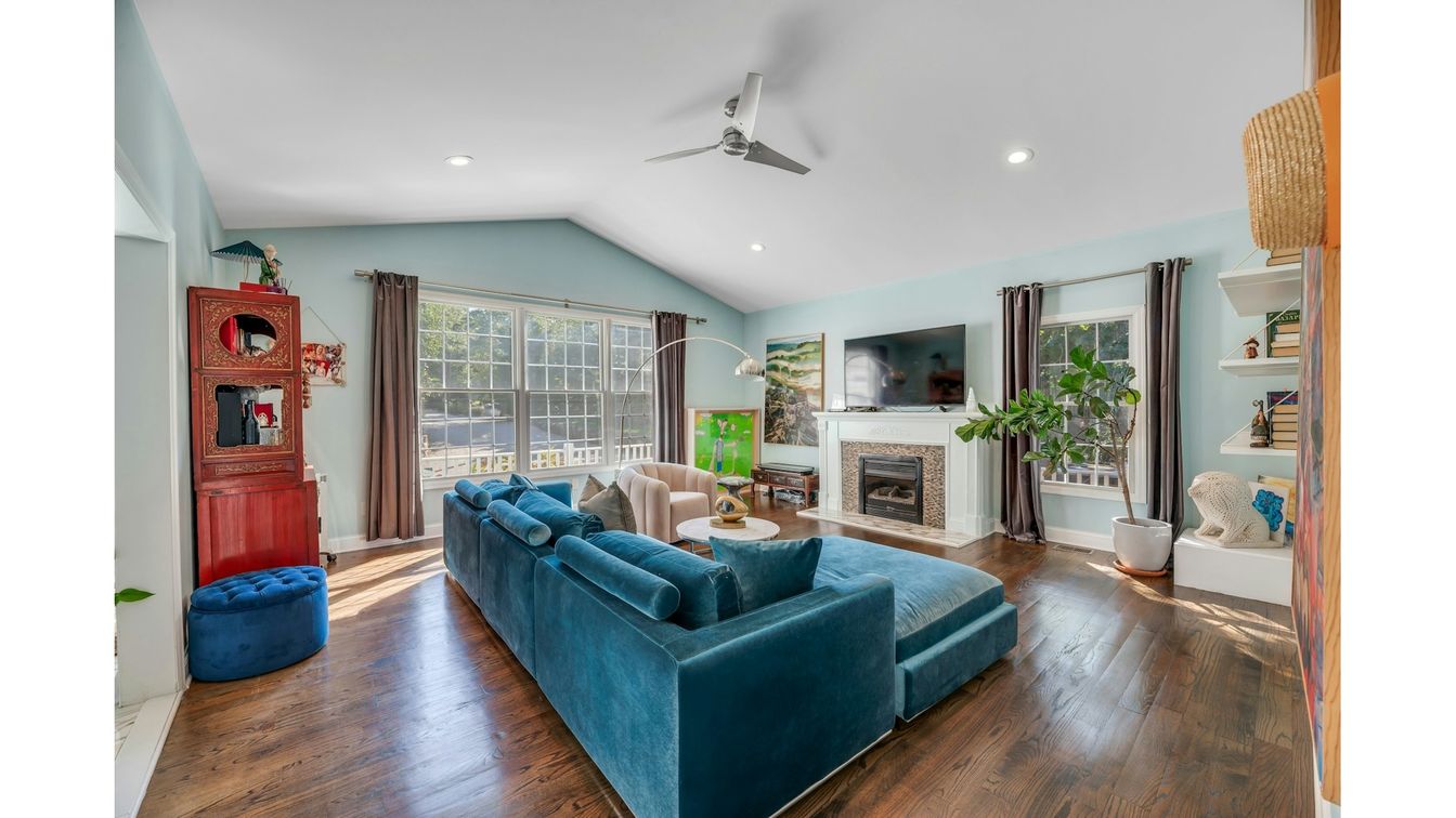 DE Listing image placeholder