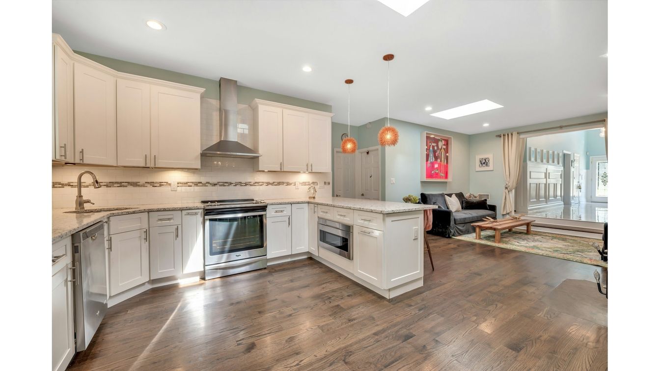 DE Listing image placeholder