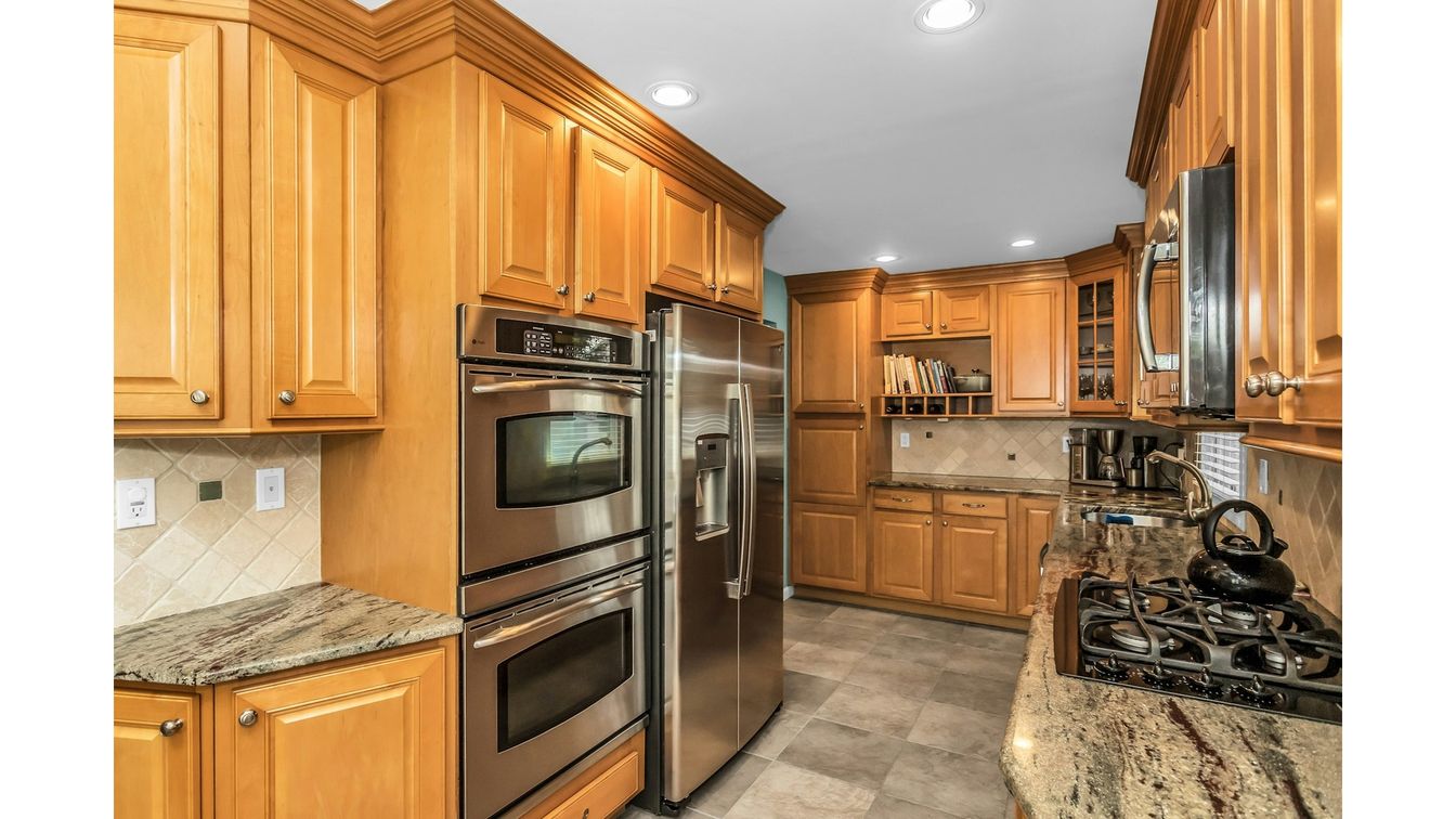 DE Listing image placeholder