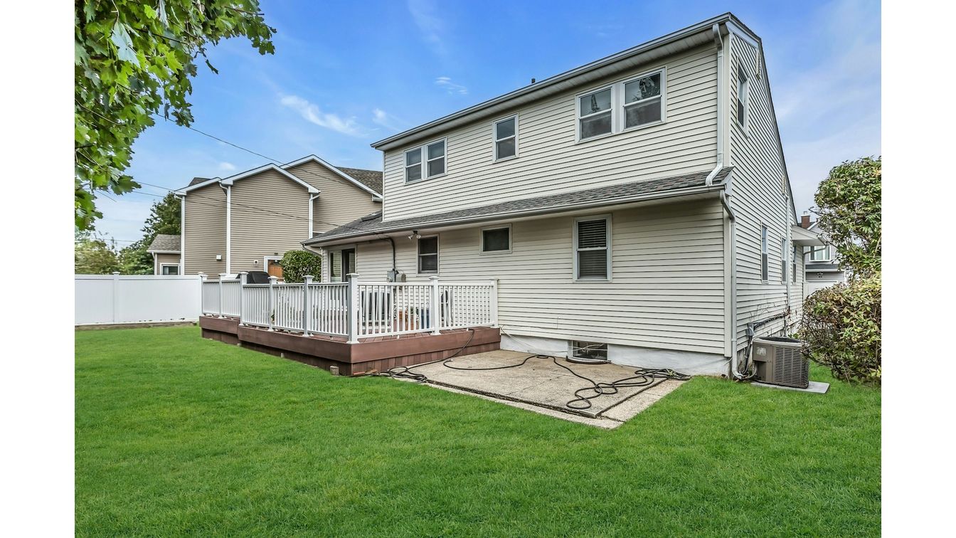 DE Listing image placeholder