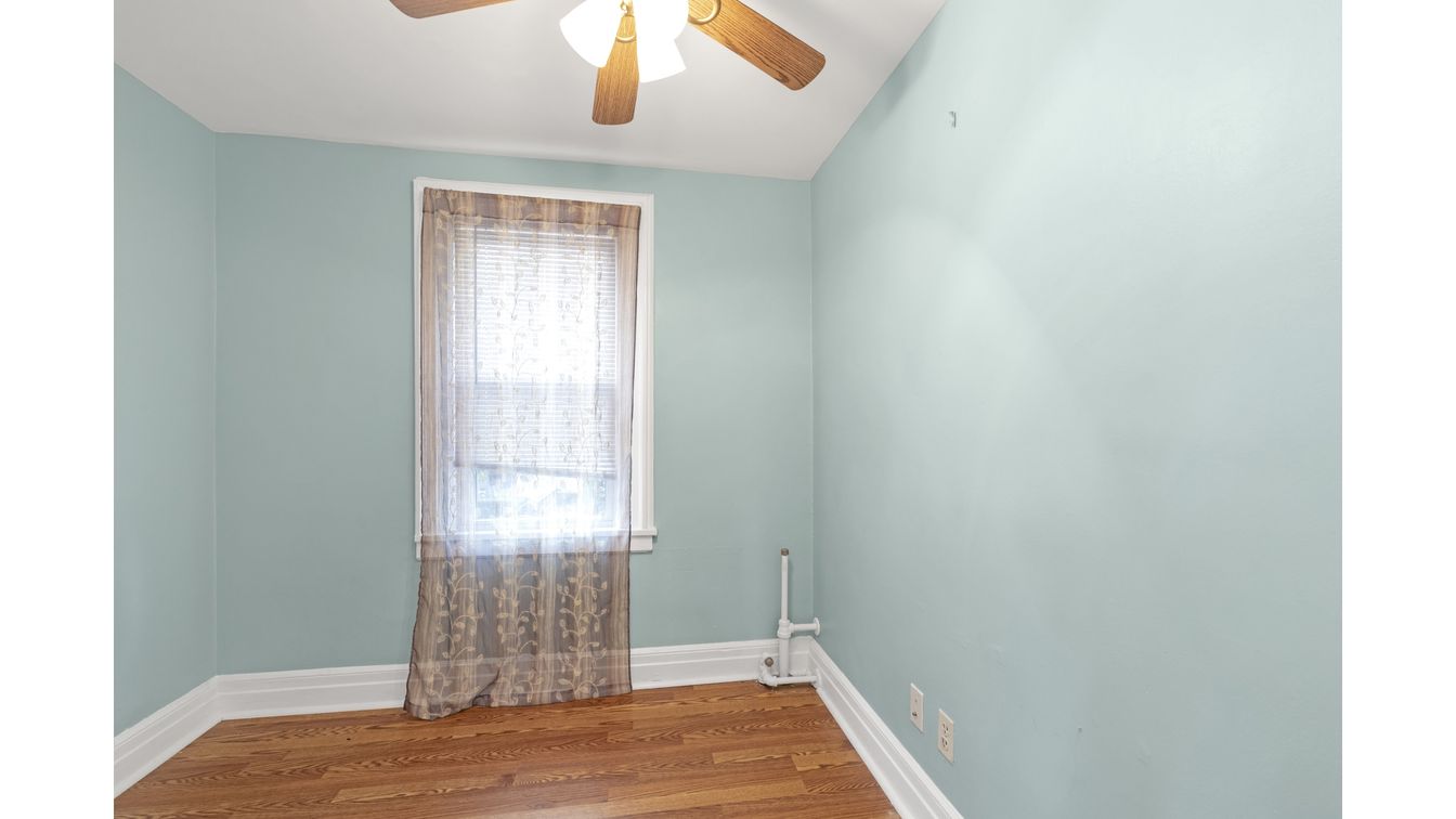 DE Listing image placeholder