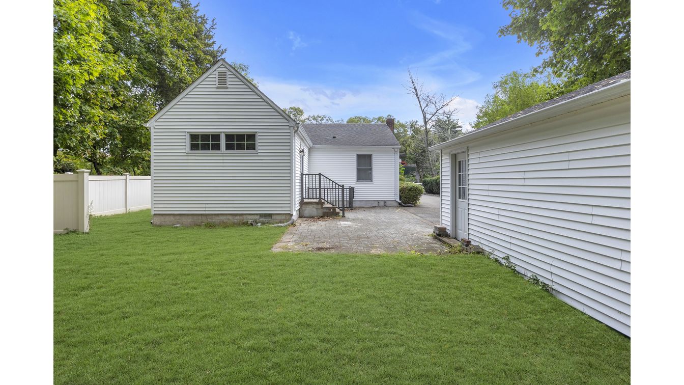 DE Listing image placeholder