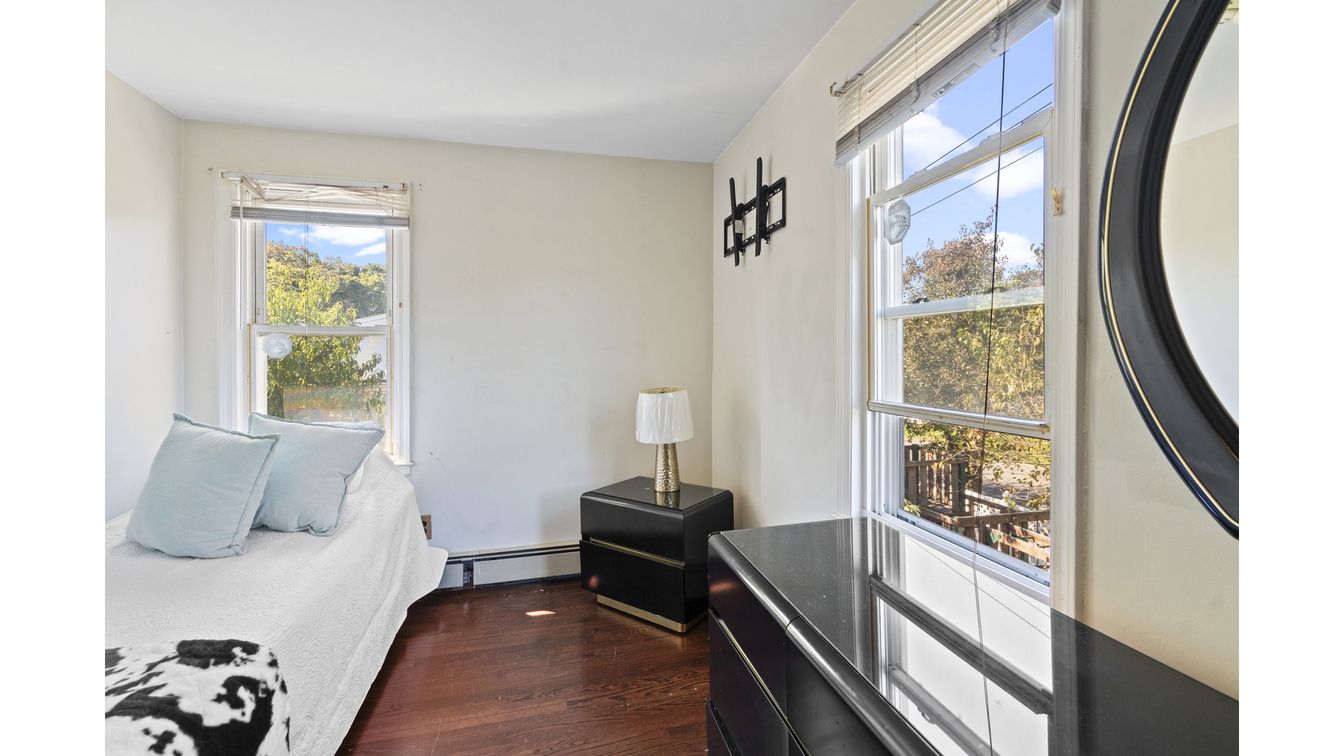 DE Listing image placeholder