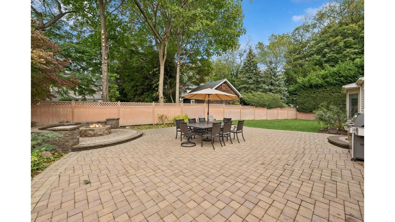 DE Listing image placeholder