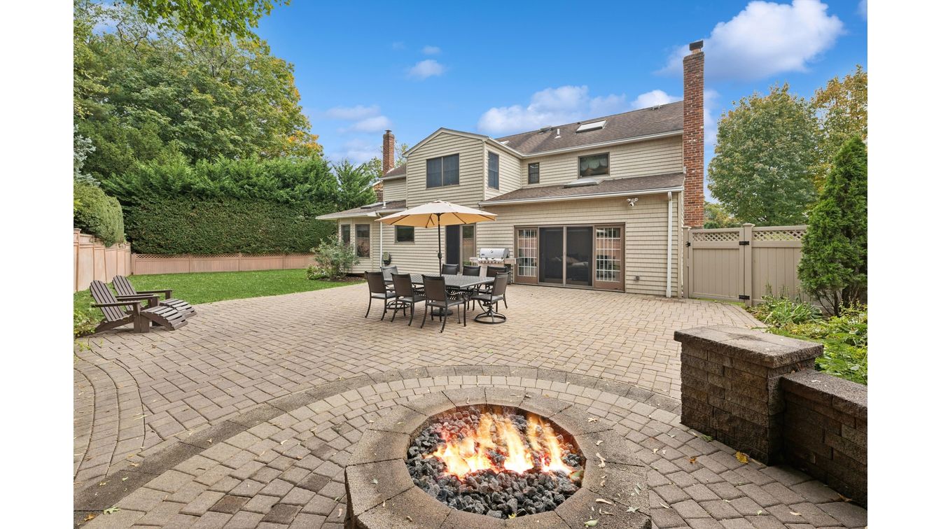 DE Listing image placeholder