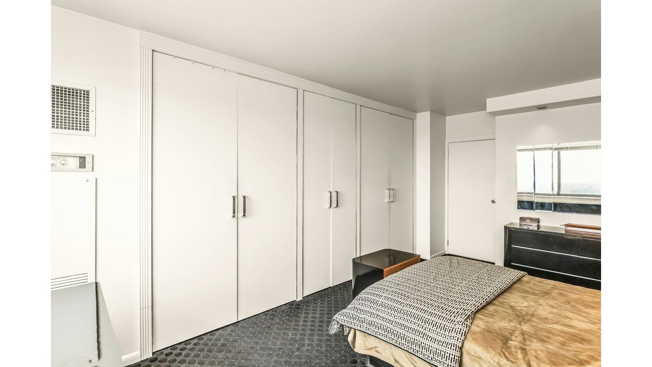 DE Listing image placeholder