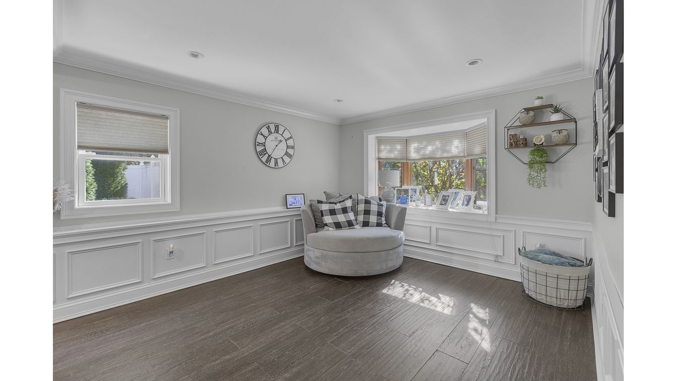 DE Listing image placeholder