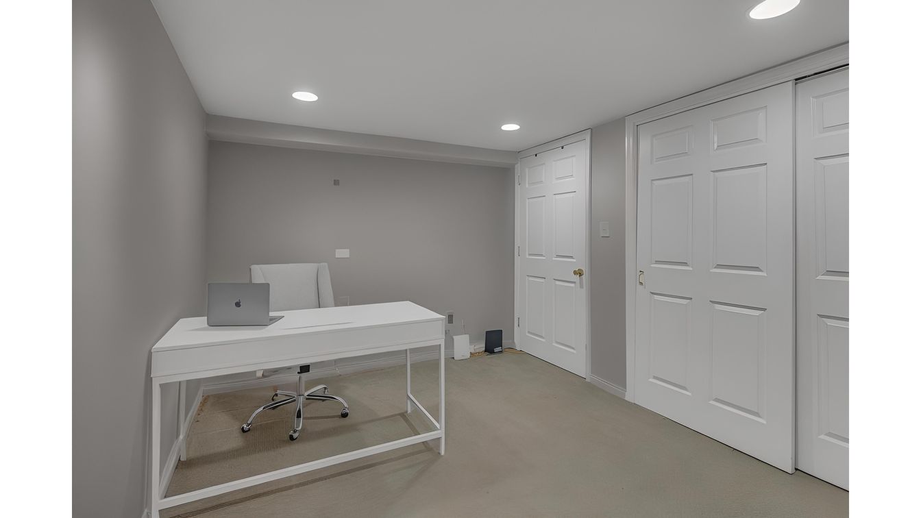 DE Listing image placeholder