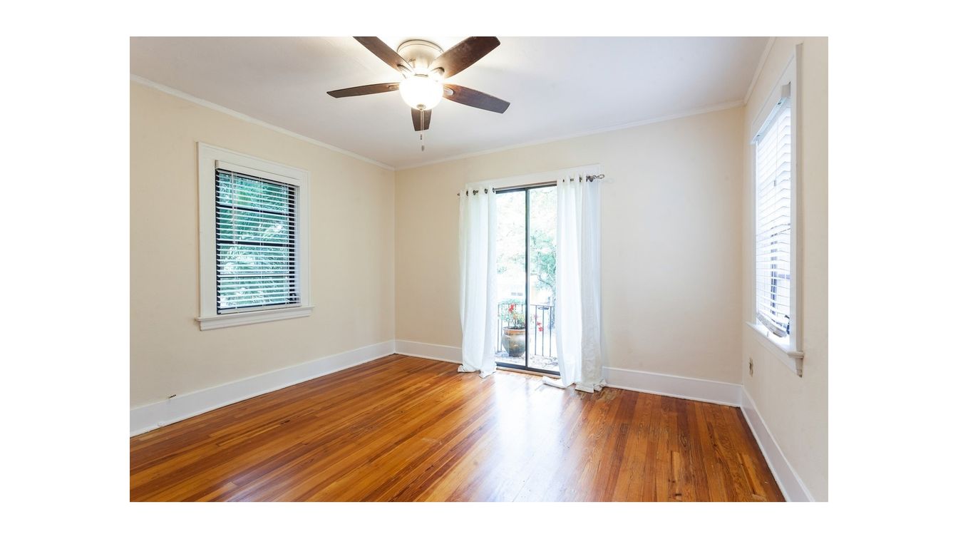 DE Listing image placeholder