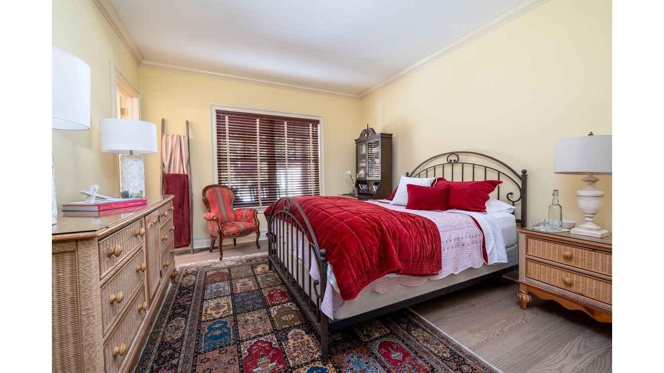 DE Listing image placeholder