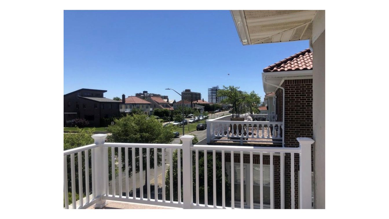 DE Listing image placeholder