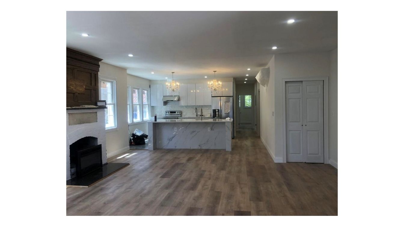 DE Listing image placeholder