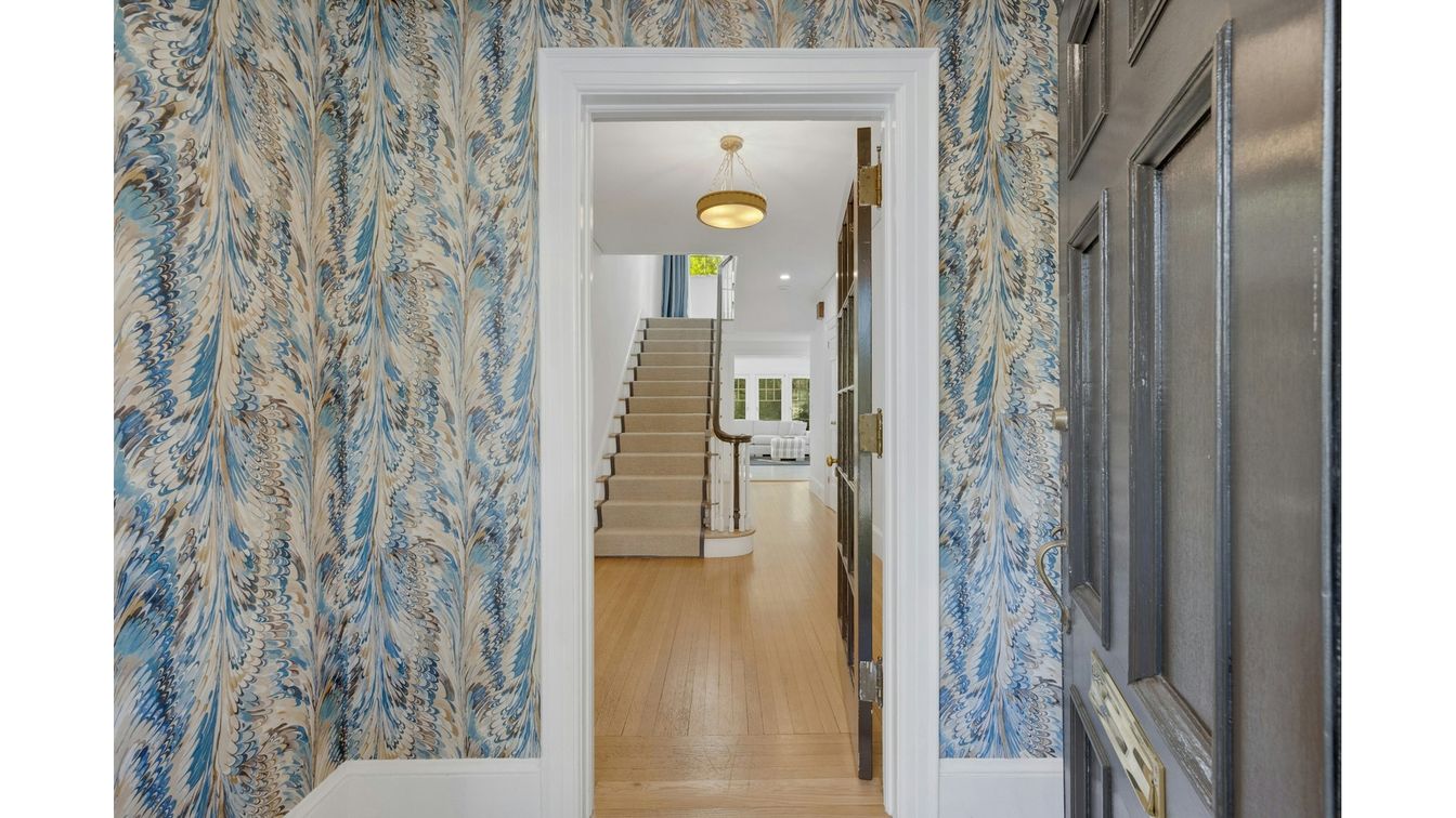 DE Listing image placeholder