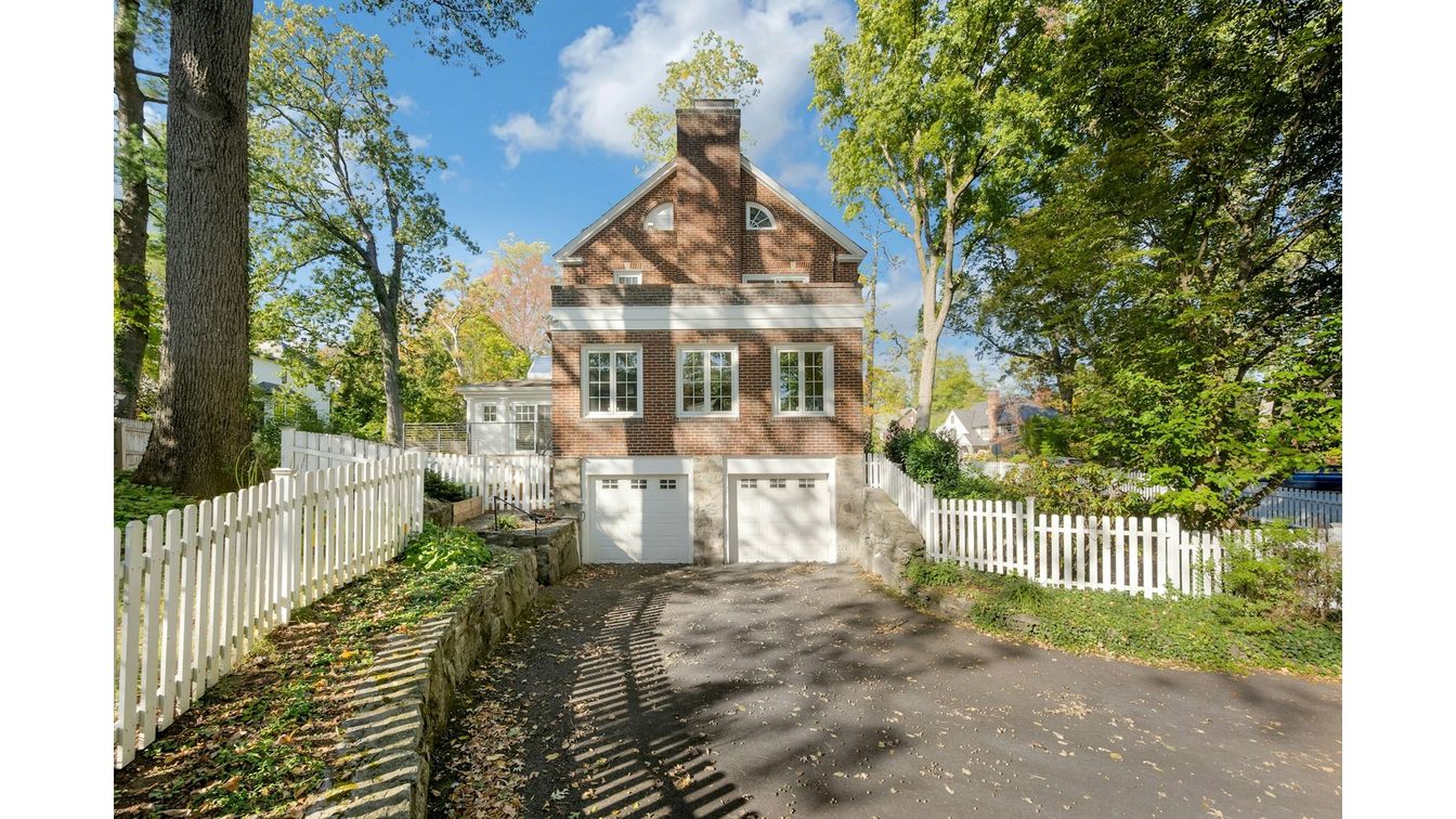 DE Listing image placeholder