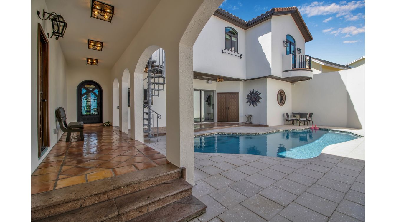 DE Listing image placeholder