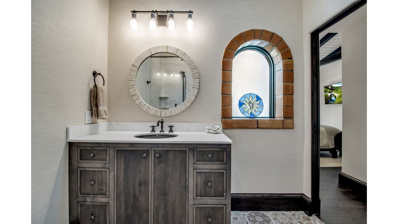 DE Listing image placeholder