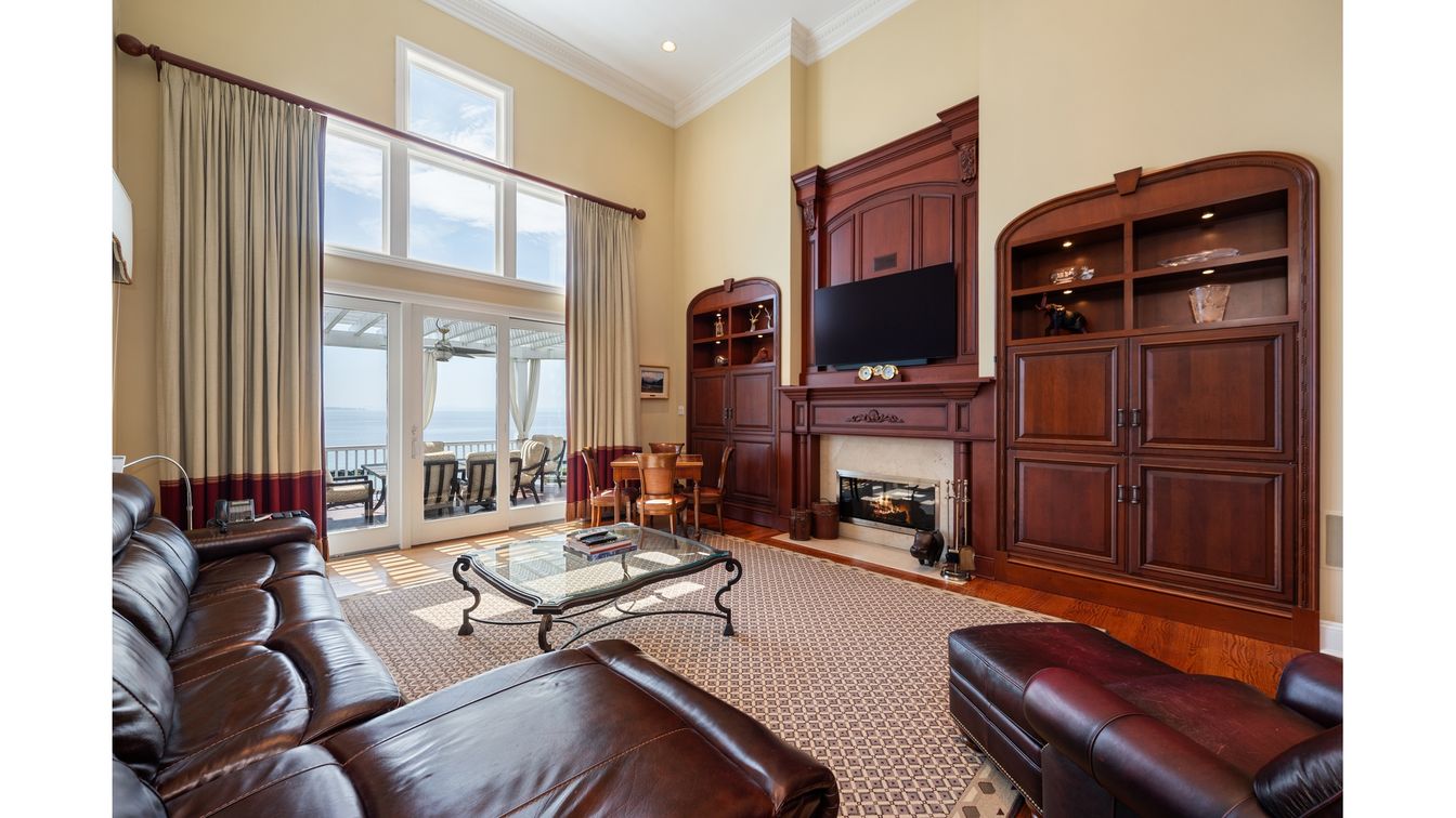 Fireplace, Interior, Living room, Recessed Lighting, Water