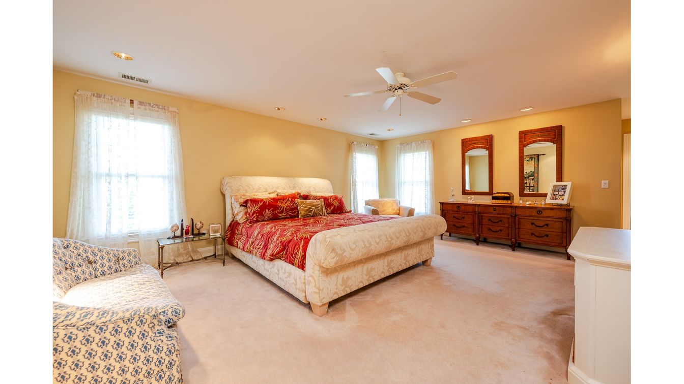 Bedroom, Interior, Recessed Lighting