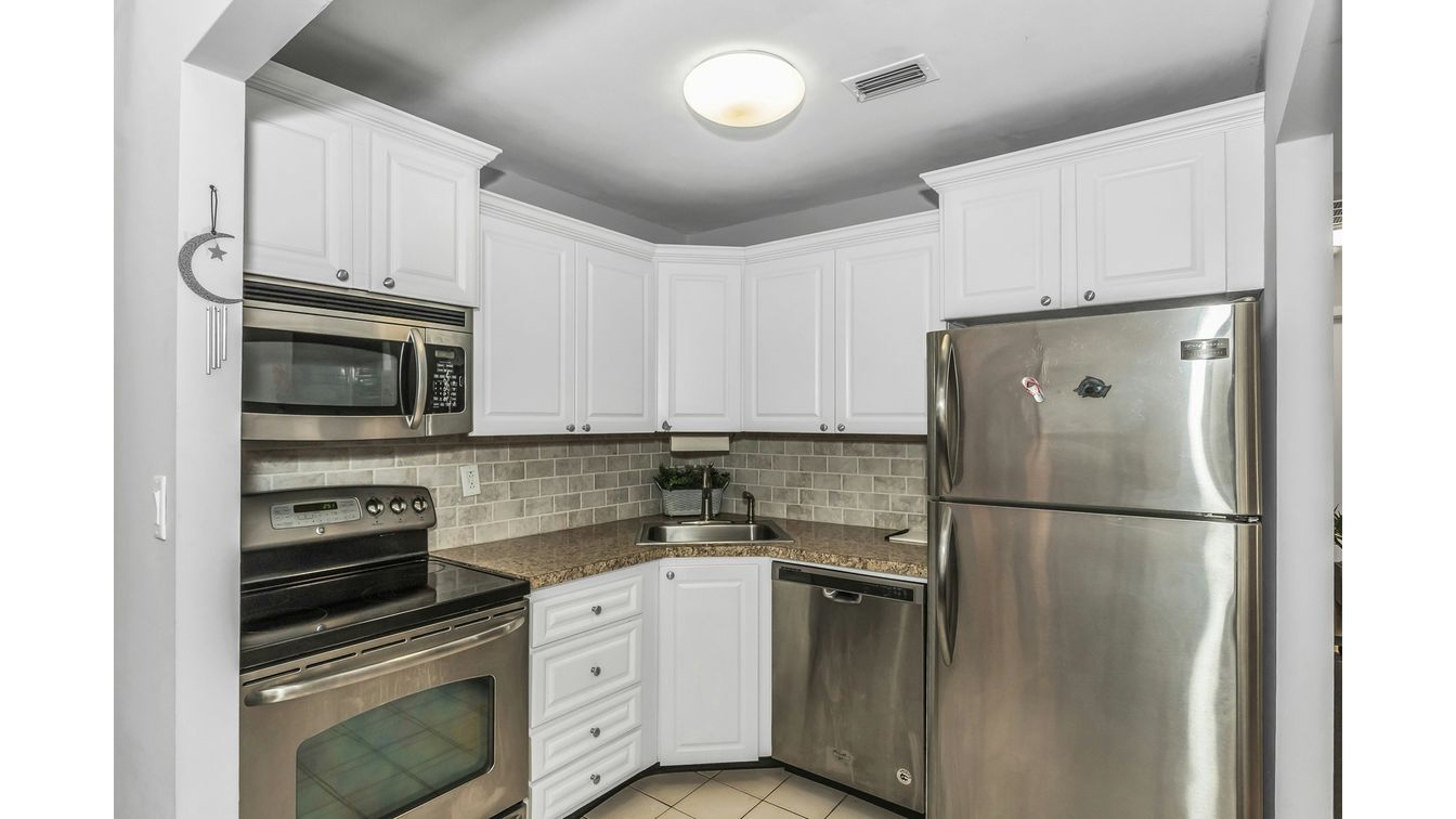 DE Listing image placeholder