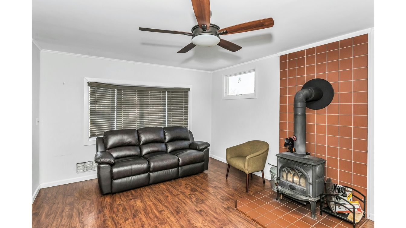 DE Listing image placeholder