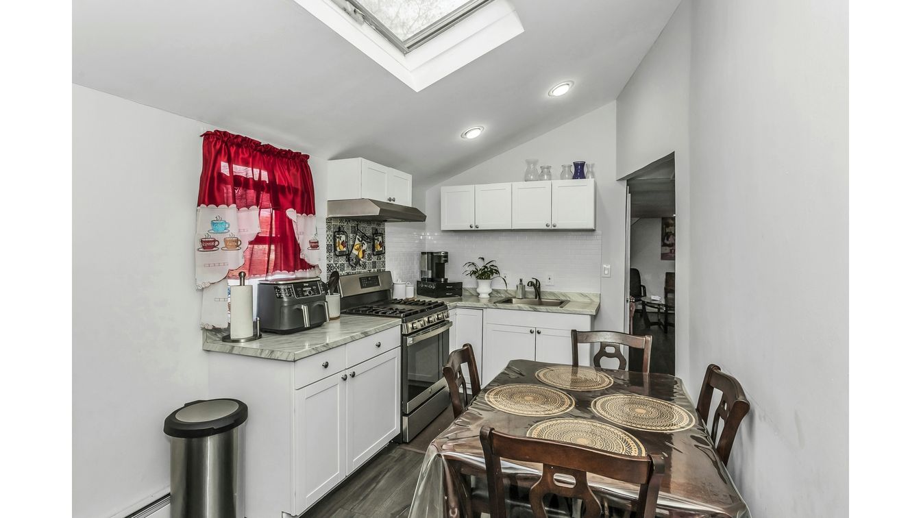 DE Listing image placeholder