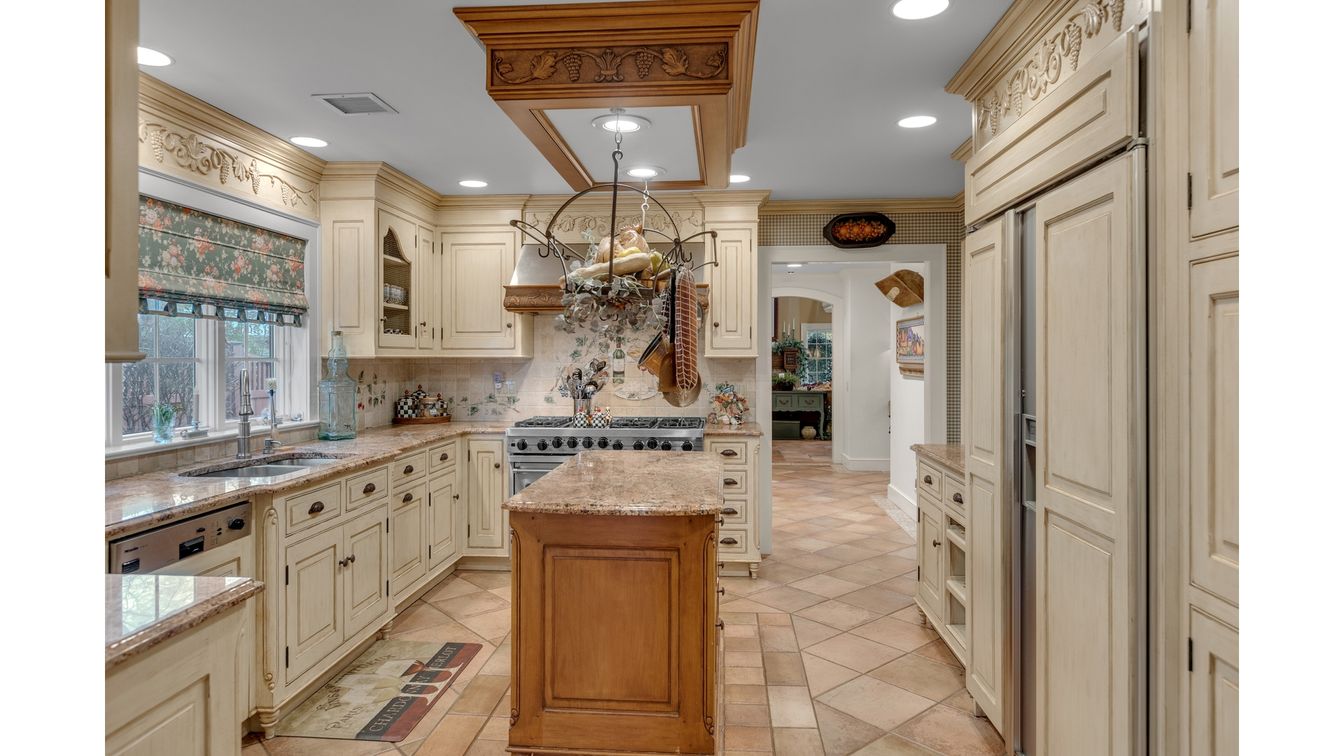 DE Listing image placeholder