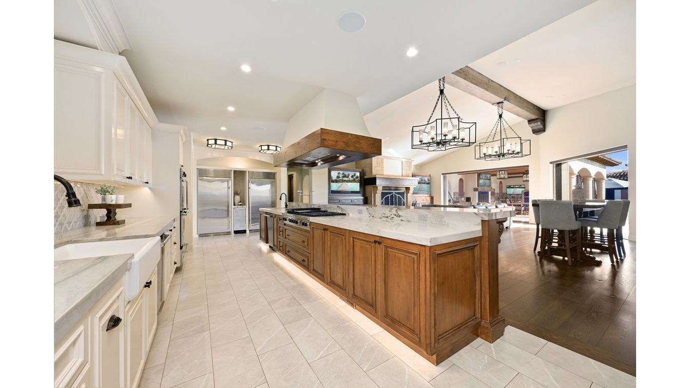 Chandelier, Dining room, Interior, Kitchen, Pendant Lights, Recessed Lighting, Stainless Steel Appliances, Wooden Beams, Wood Texture Flooring