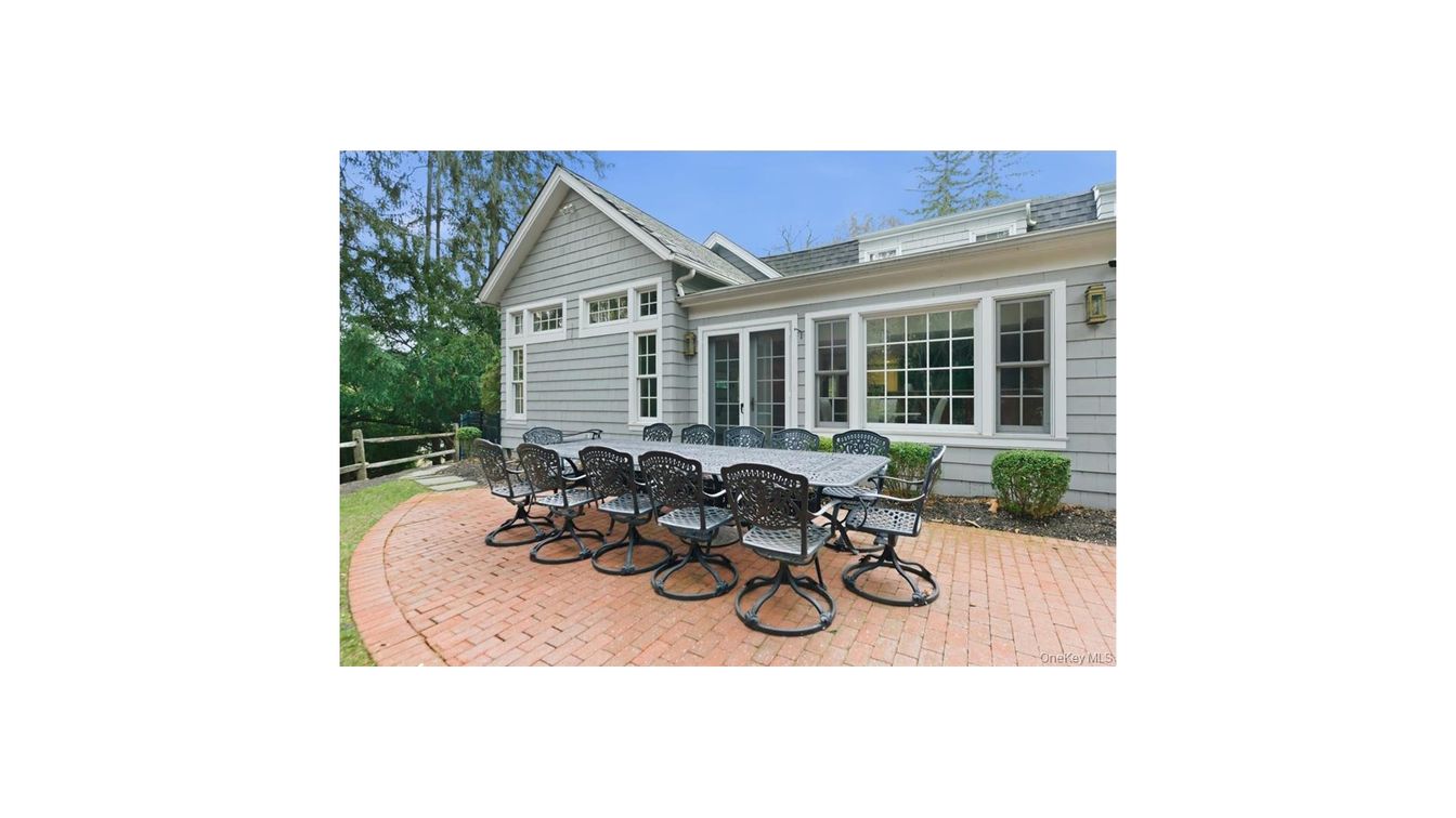 DE Listing image placeholder