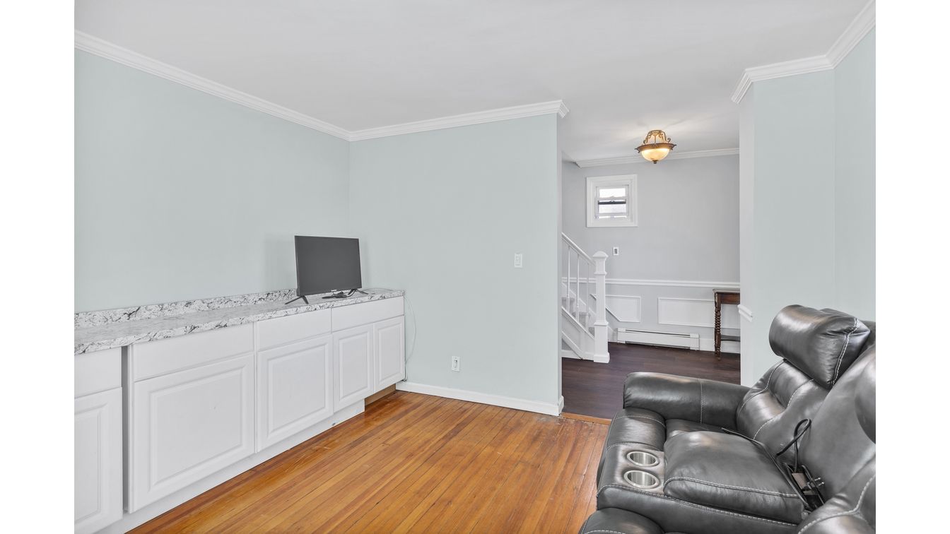 DE Listing image placeholder