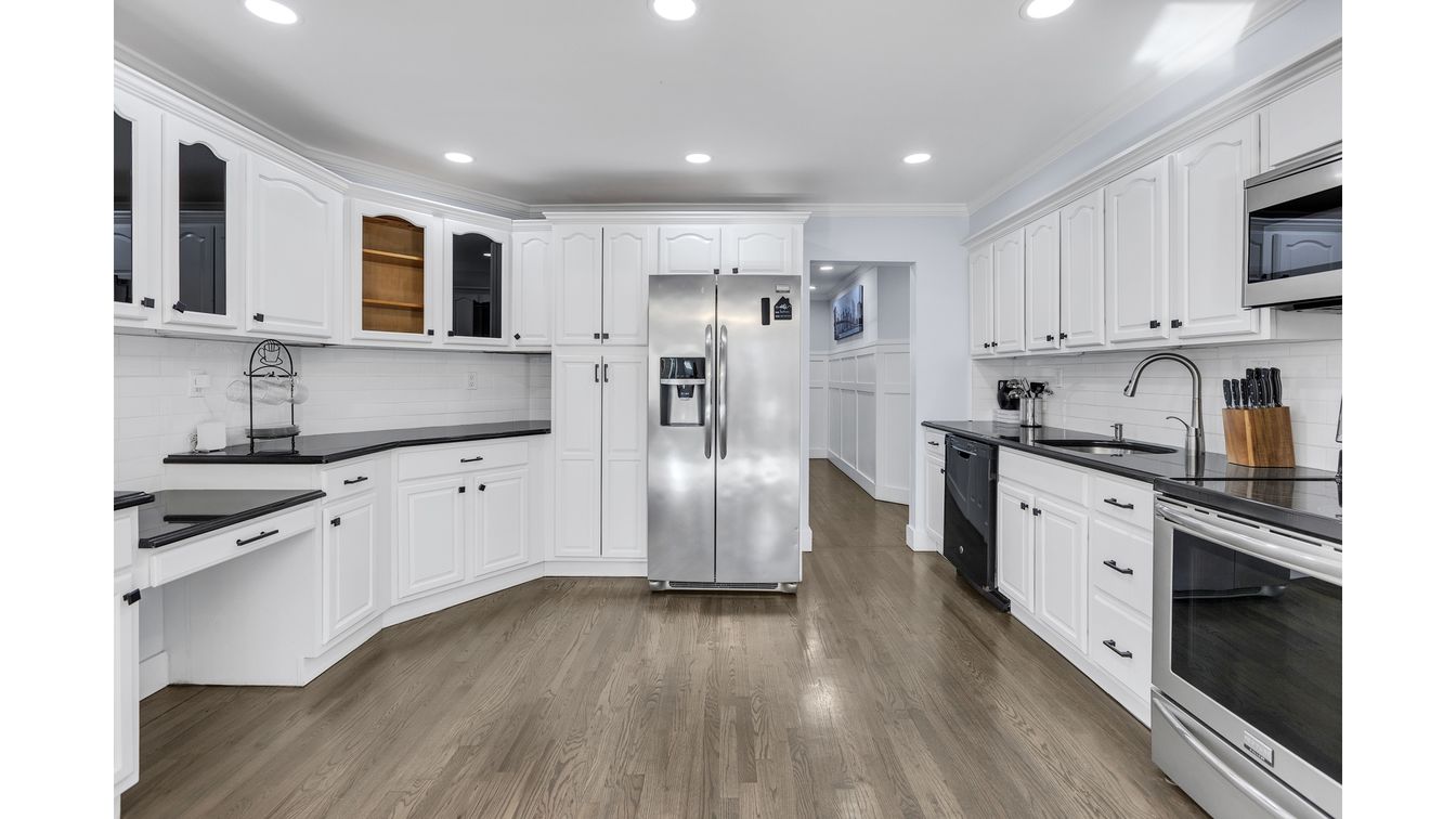 DE Listing image placeholder