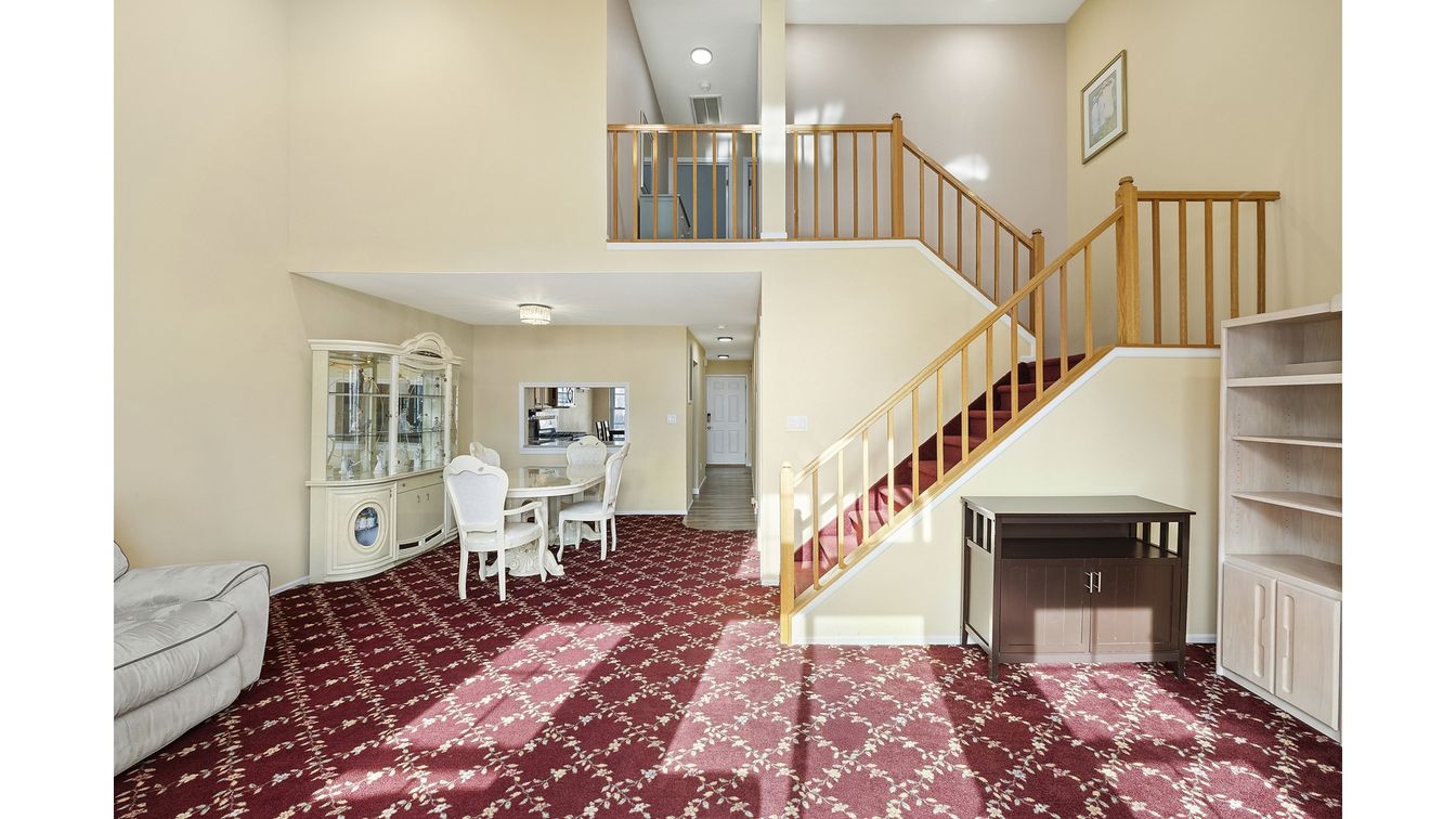 Dining room, Interior, Recessed Lighting