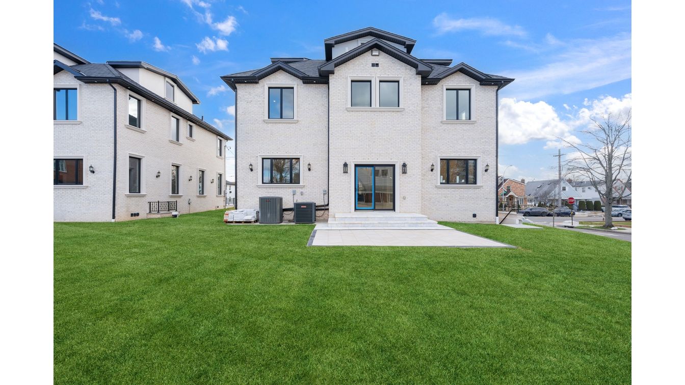 Backyard, Exterior, Facade, Georgian