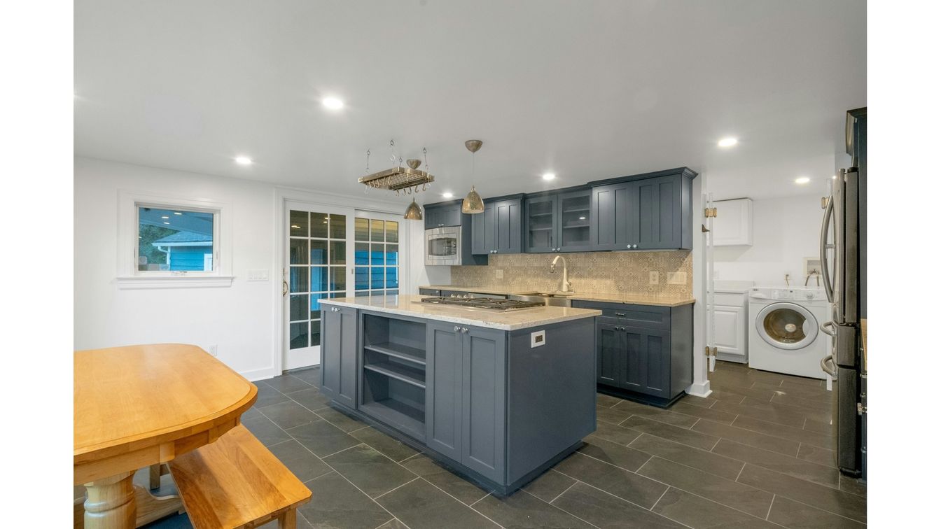 Interior, Kitchen, Pendant Lights, Recessed Lighting, Washer
