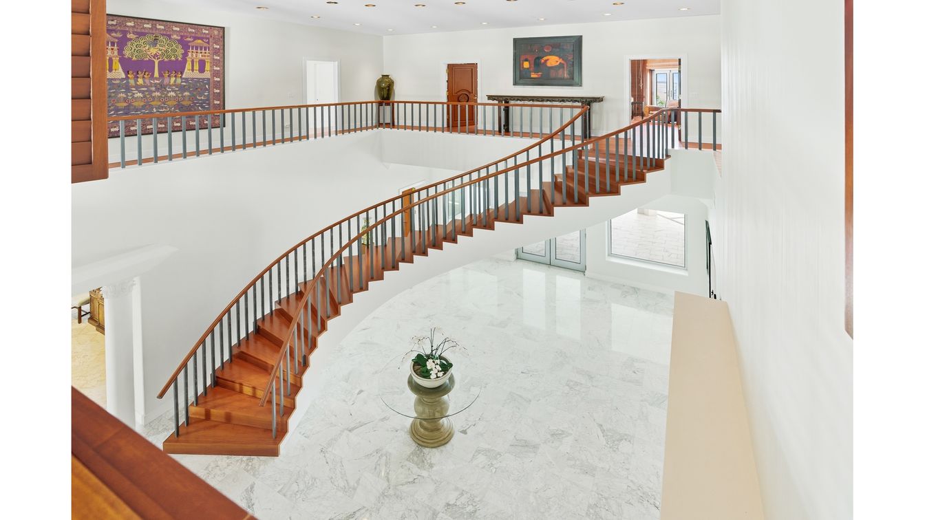 Interior, Marble, Recessed Lighting