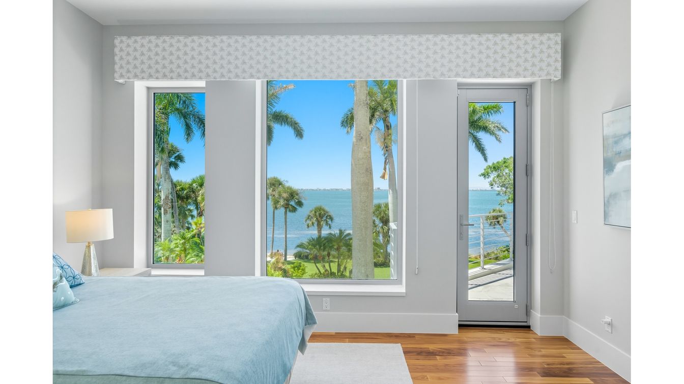 Bedroom, Interior, Water, Wood Texture Flooring