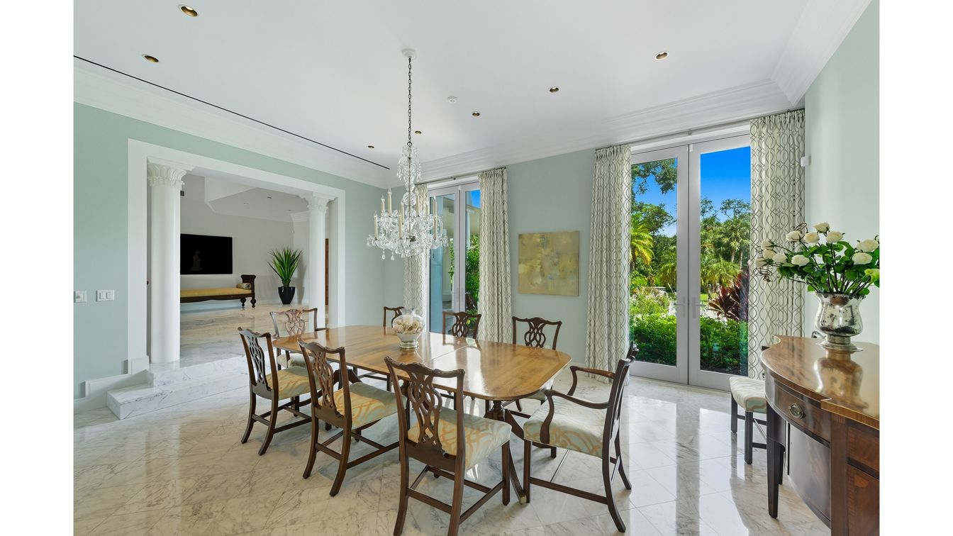 Chandelier, Dining room, Interior, Marble, Recessed Lighting