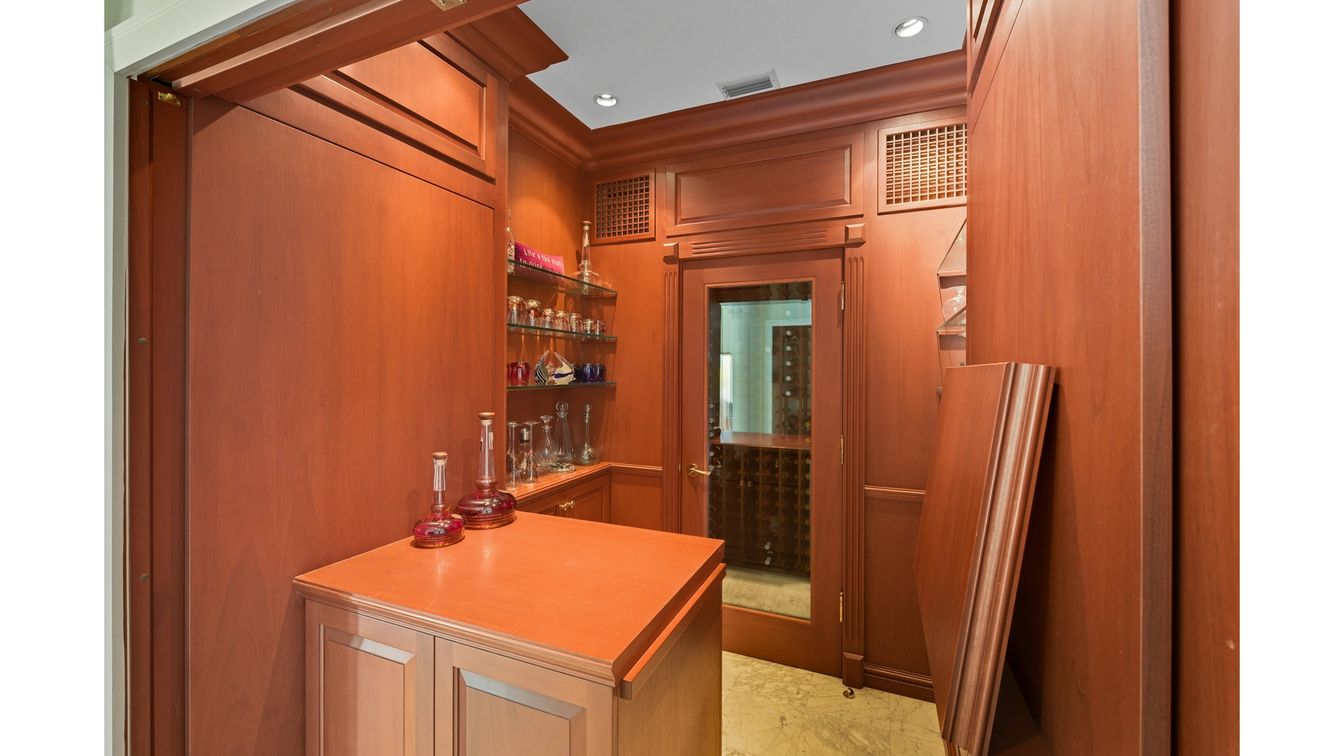 Interior, Recessed Lighting, Wine Storage