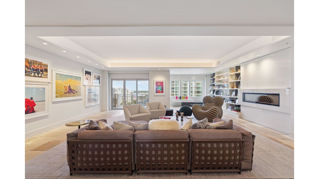 Interior, Living room, Recessed Lighting