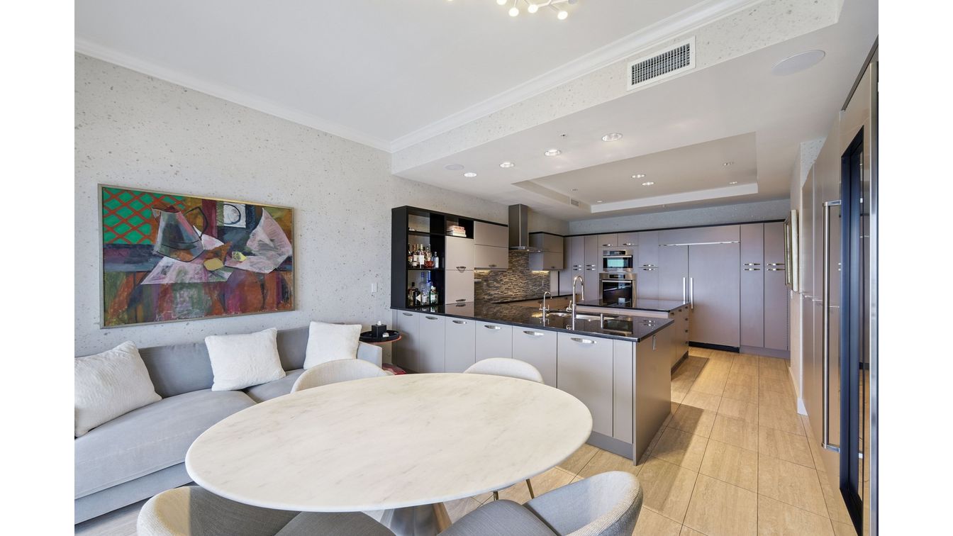 Dining room, Interior, Kitchen, Living room, Recessed Lighting, Stainless Steel Appliances