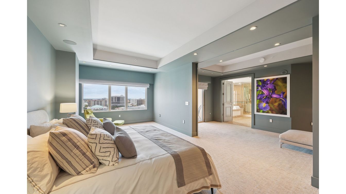 Bedroom, Interior, Recessed Lighting