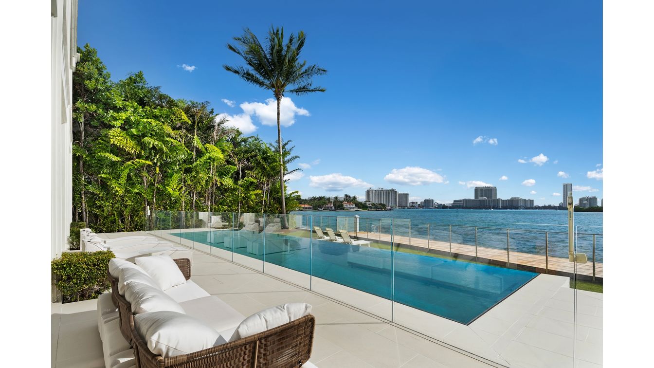 Water, Exterior, Pool, Other