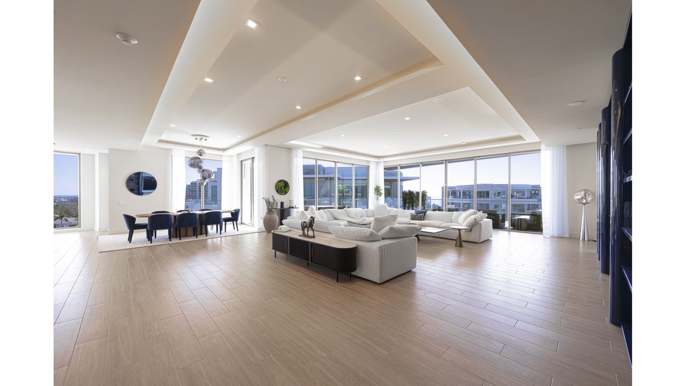 Dining room, Interior, Living room, Recessed Lighting, Wood Texture Flooring